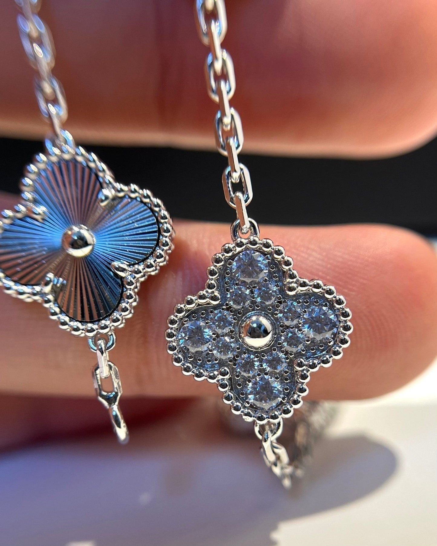 [Lumina] CLOVER 5 MOTIF LASER BRACELET COLLECTION