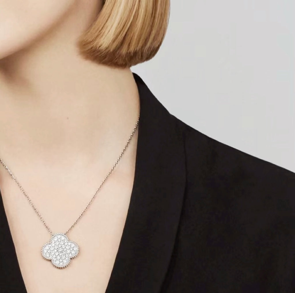 [Lumina]CLOVER 25MM LARGE PENDANT DIAMOND PAVED SILVER NECKLACE