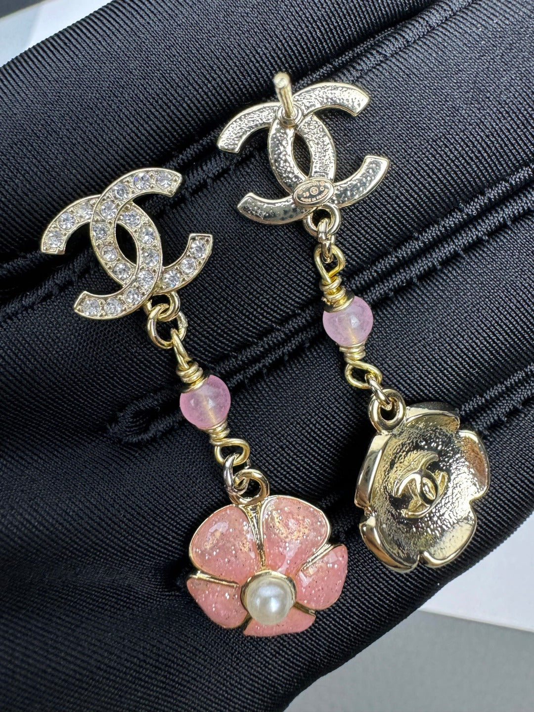 [Lumina]26C Pink Camellia Enamel Pendant with Double C Earrings
