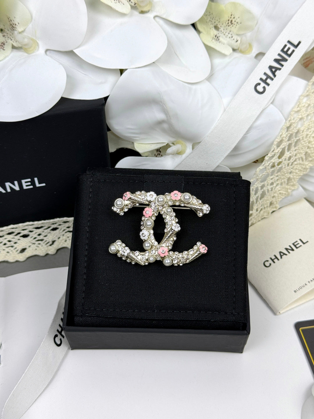 [Lumina]26C Pink-White Enamel Ice Cream Cone Double C Brooch