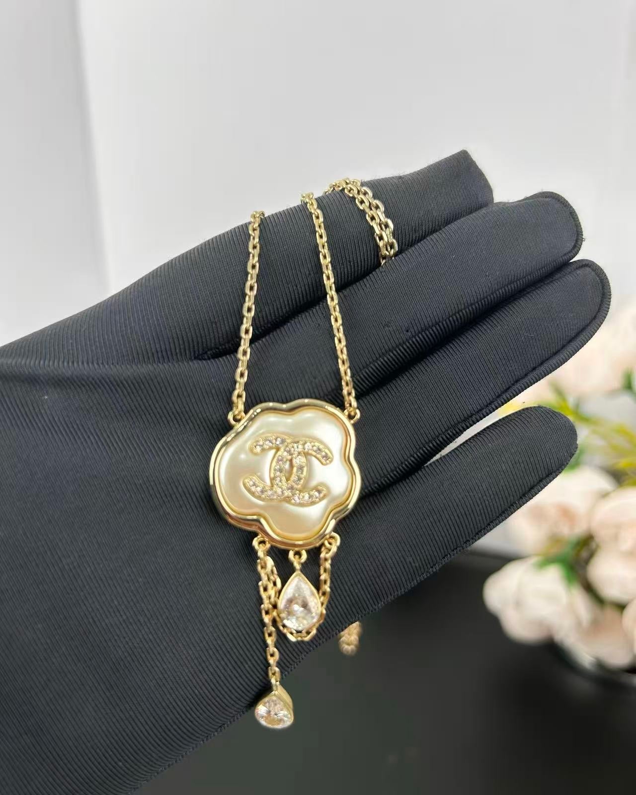 [Lumina]Cloud Pearl Mother-of-Pearl Diamond Chain Pendant Necklace
