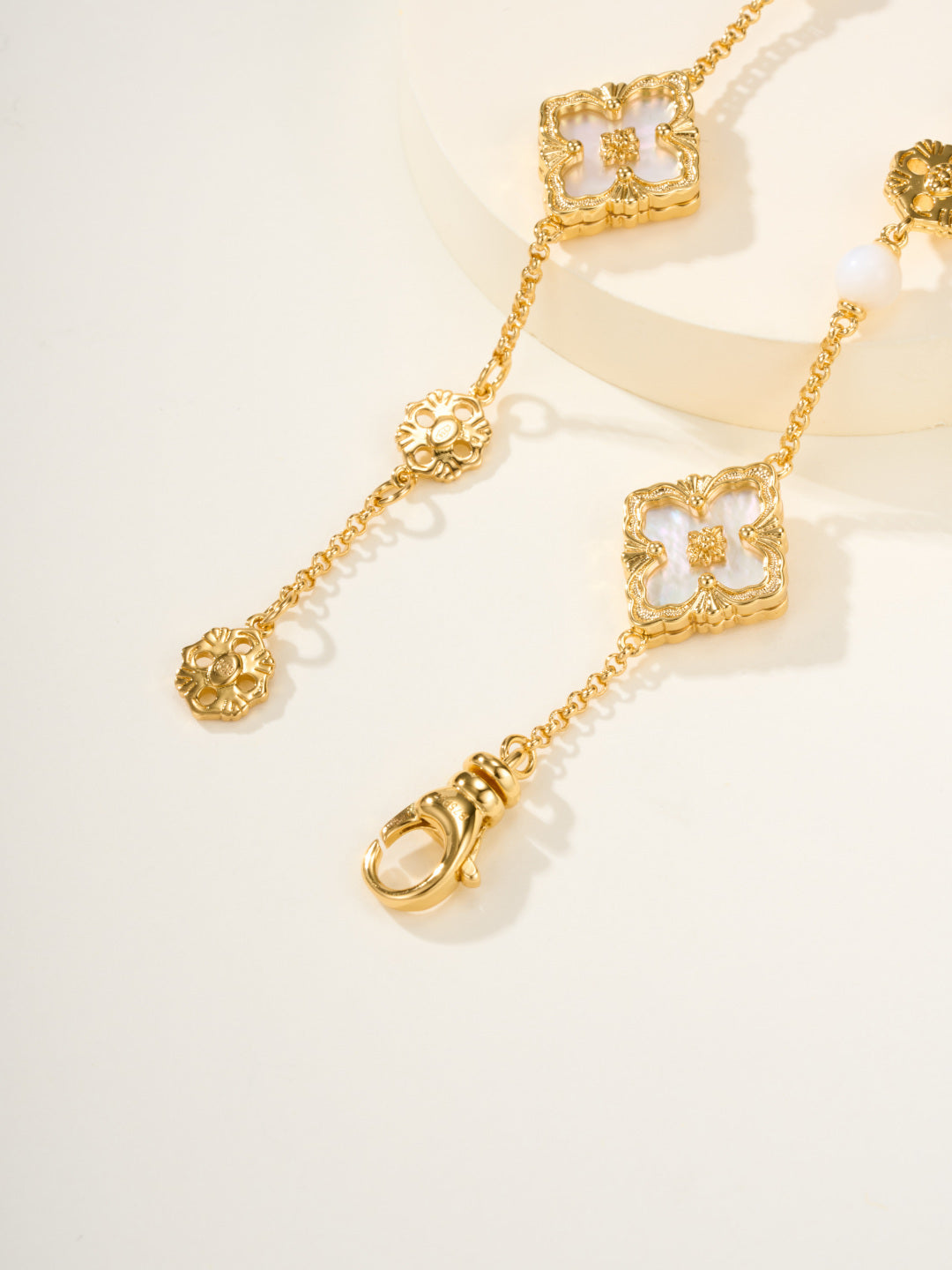 [Lumina]B.C.L ENAMELED Three-Flower Bracelet£¨Trumpet)