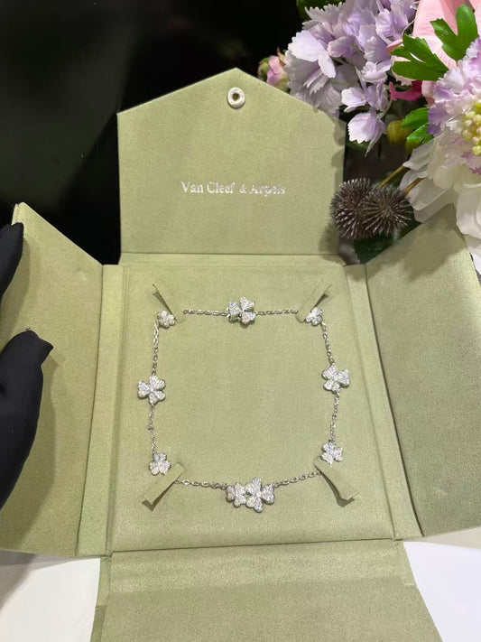 [Lumina Jewelry]CLOVER 10 MOTIFS  FULL DIAMOND NECKLACE