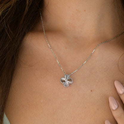 [Lumina]CLOVER  15MM DIAMOND LASER NECKLACE SILVER