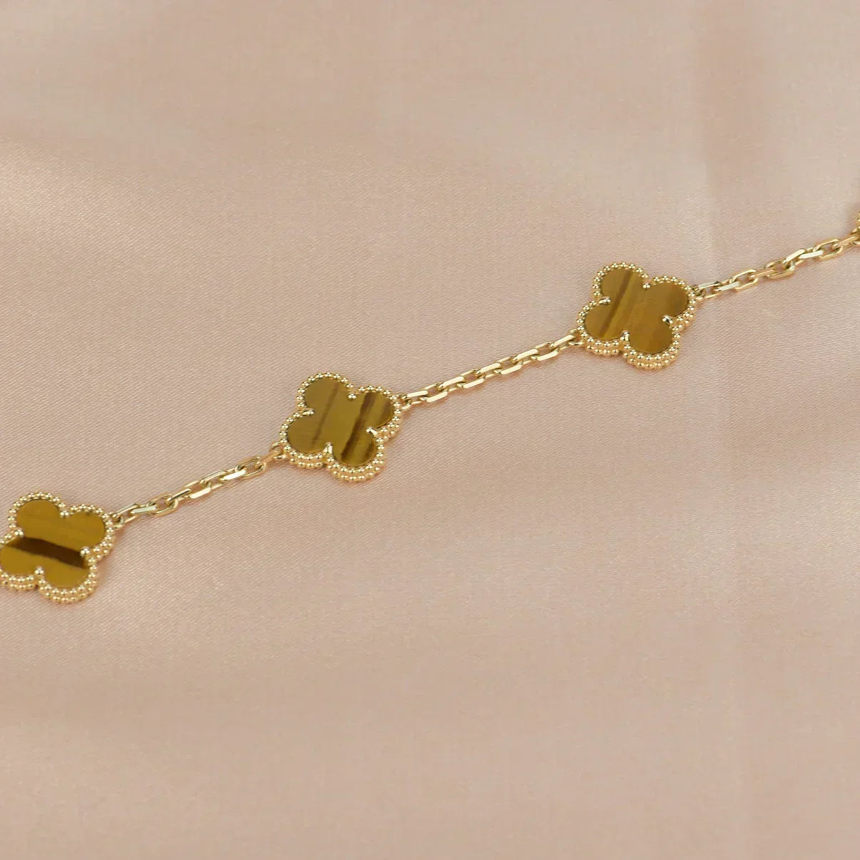 [Lumina] CLOVER 5 MOTIFS TIGER EYE BRACELET COLLECTION