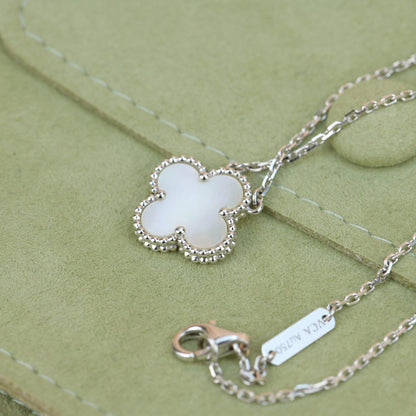[Lumina]CLOVER  15MM WHITE MOTHER-OF-PEARL SILVER