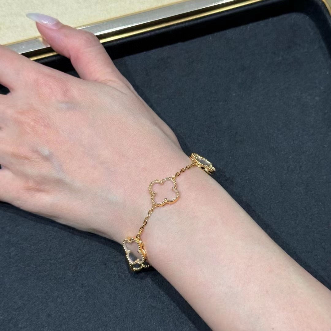 [Lumina]CLOVER 5 MOTIF ROCK CRYSTAL BRACELET