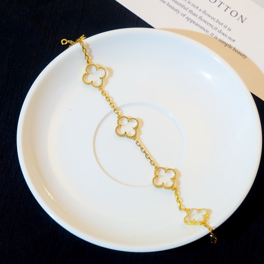 [Lumina]CLOVER 5 MOTIF ROCK CRYSTAL BRACELET