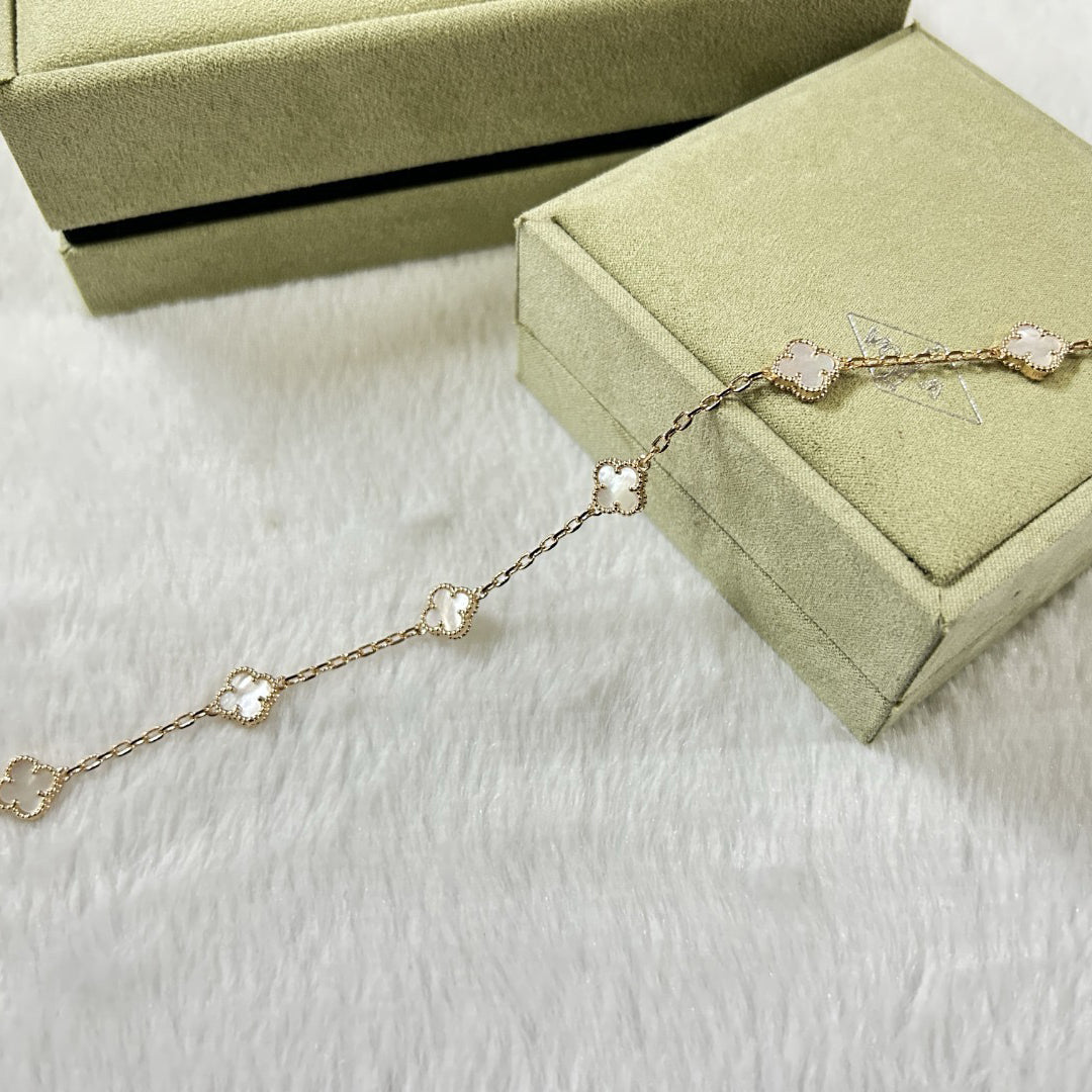 [Lumina]CLOVER 6 MOTIF WHITE MOP BRACELET-w
