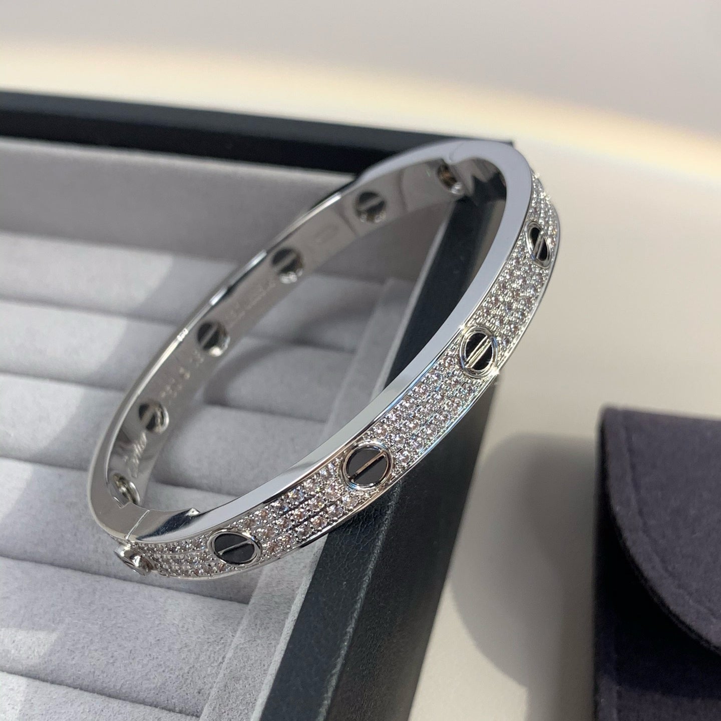 [Lumina]LOVE BRACELET 6.1MM DIAMOND-PAVED CERAMIC