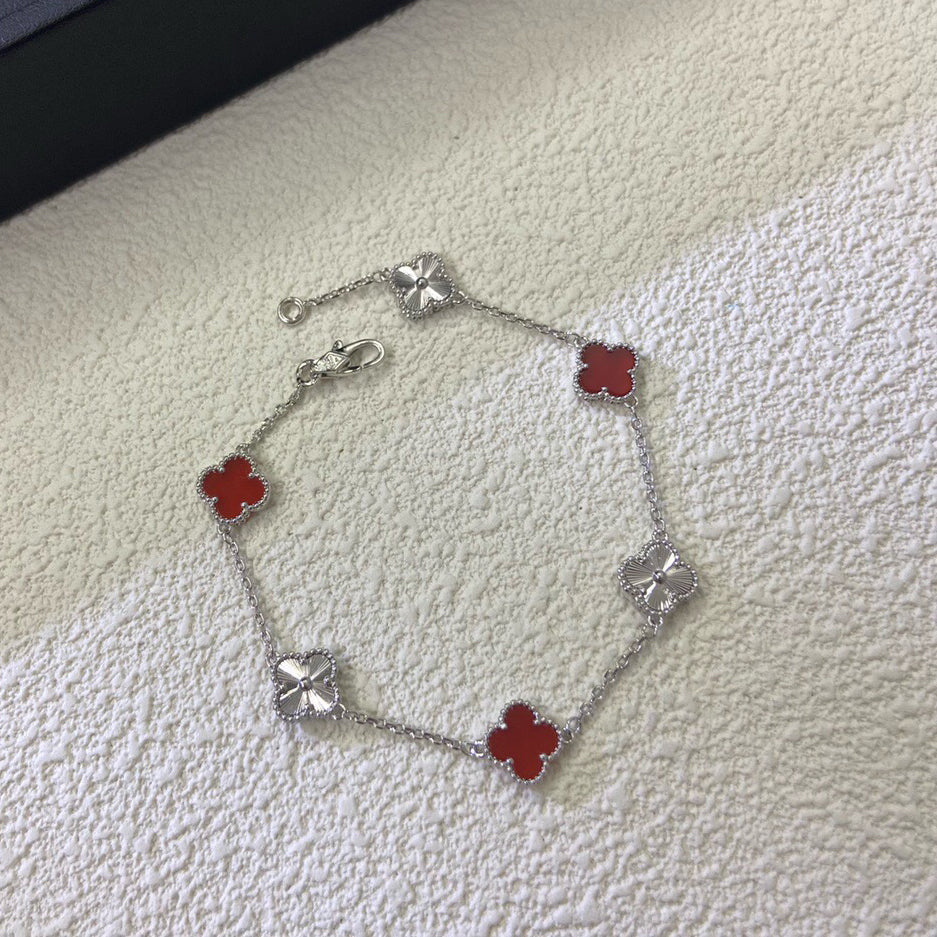 [Lumina]CLOVER 6 MOTIF RED AGATE LASER BRACELET-w