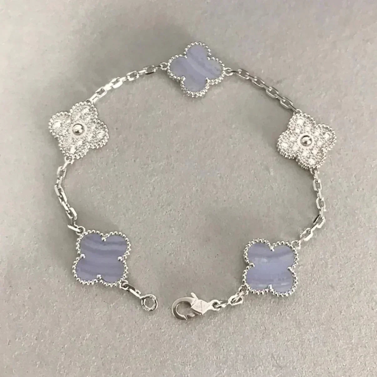 [Lumina] CLOVER 5 MOTIF PURPLE CHALCEDONY BRACELET COLLECTION