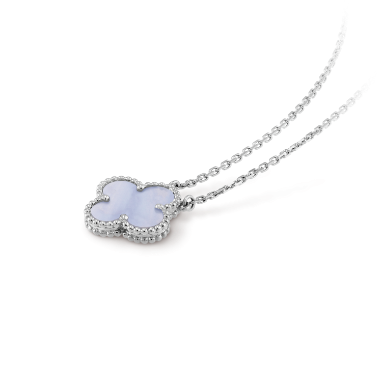 [Lumina]CLOVER 15MM BLUE CHALCEDONY NECKLACE SILVER