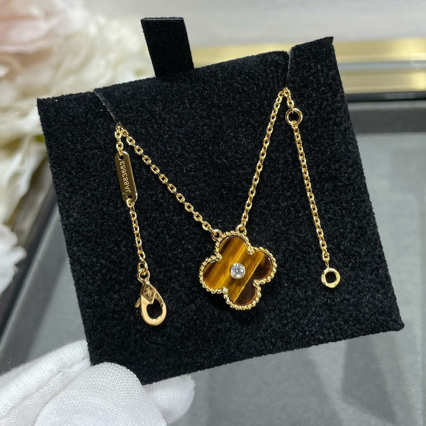 [Lumina]CLOVER 15MM DIAMOND AND YELLOW TIGER'S EYE AGATE necklace