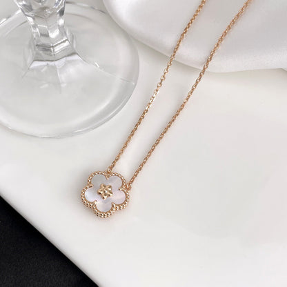 [Lumina]LUCKY  WHITE MOP  PLUM BLOSSOM NECKLACE