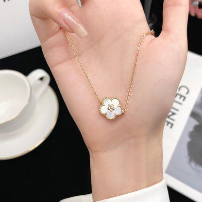 [Lumina]LUCKY WHITE MOP PLUM BLOSSOM  BRACELET