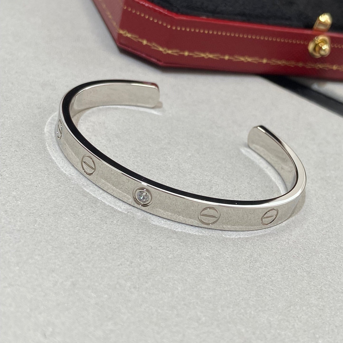[Lumina]LOVE BRACELET 6.1MM 1 DIAMOND OPEN CUFF