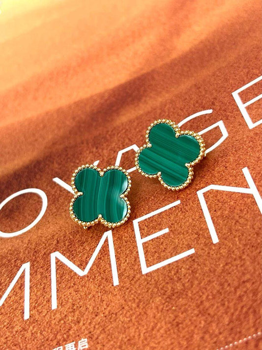 [Lumina] CLOVER LARGE (20mm) 1 MOTIFS GREENER MOP STUD EARRINGS