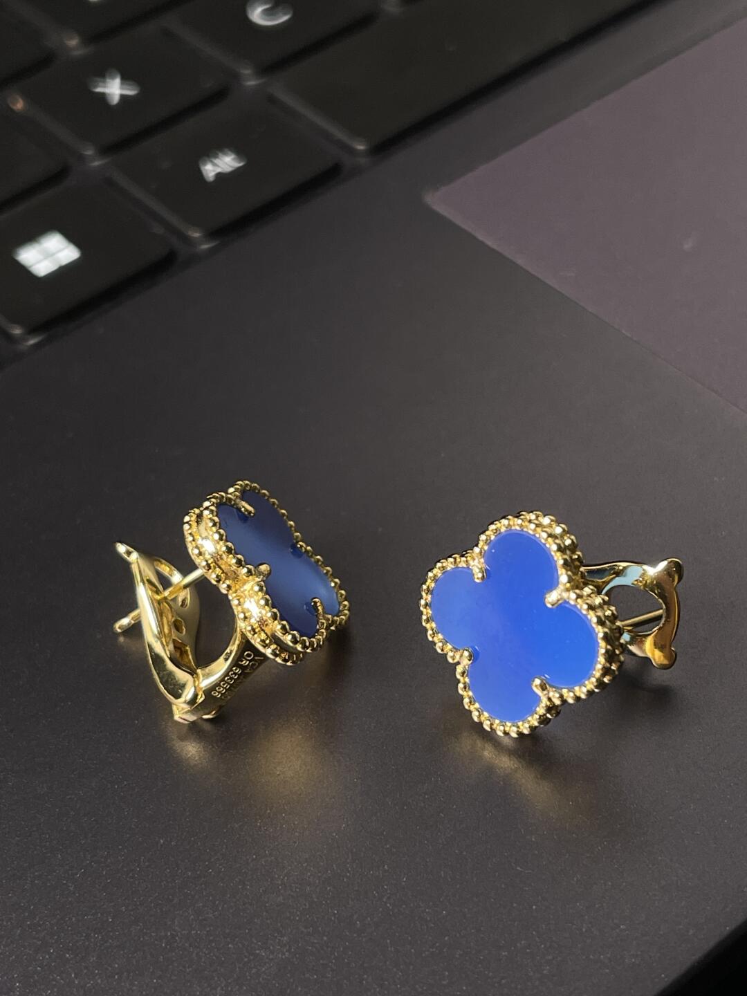 [Lumina] CLOVER LARGE (20mm) 1 MOTIFS BLUE MOP STUD EARRINGS