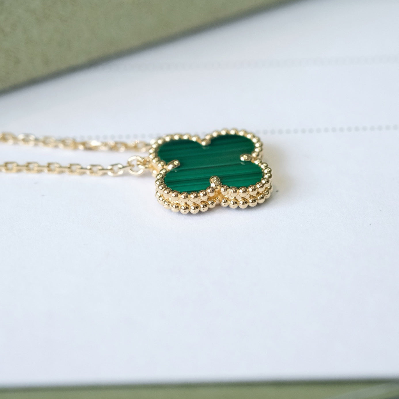 [Lumina]CLOVER 15MM MALACHITE SINGLE FLOWER  NECKLACE