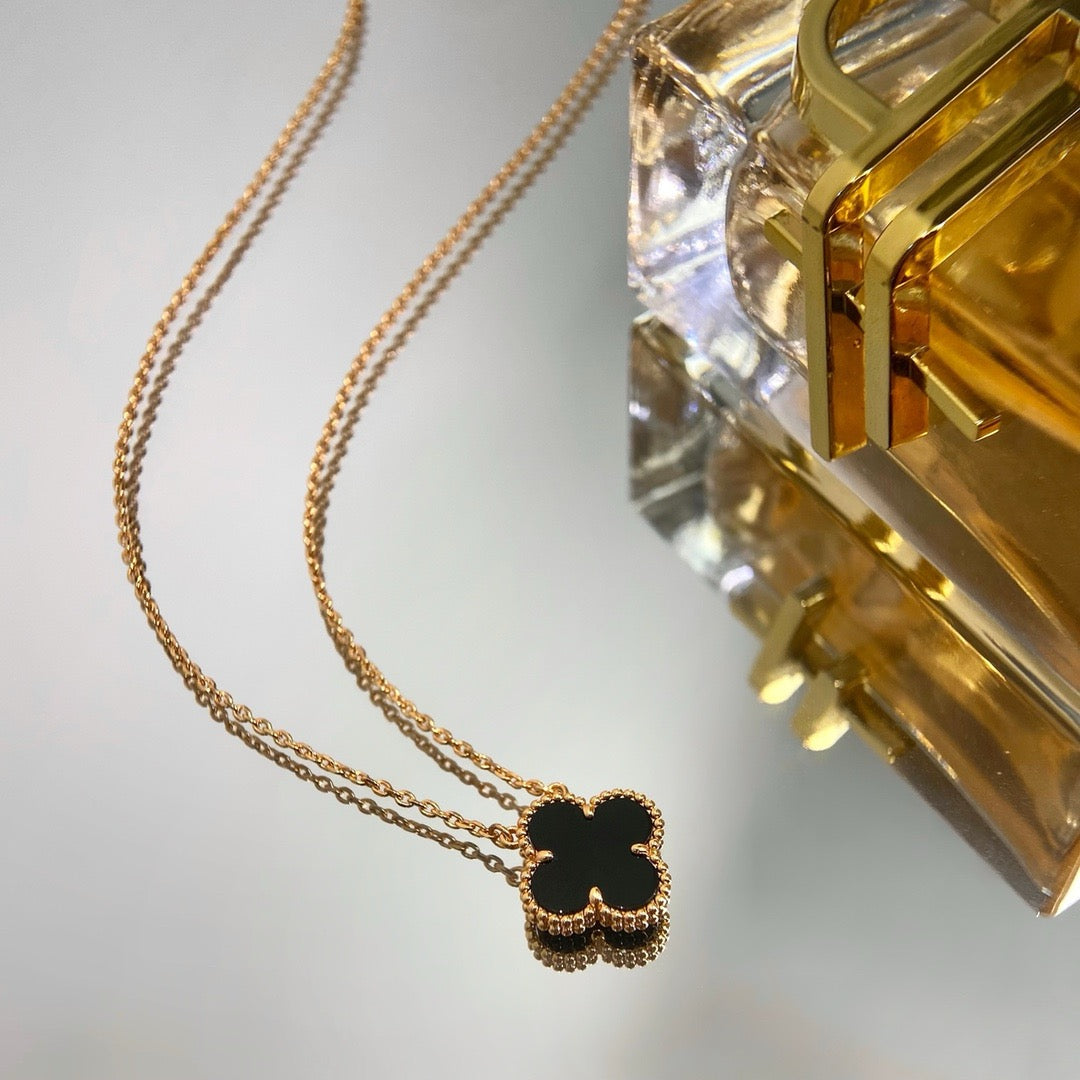 [Lumina]CLOVER 15MM BLACK ONYX SINGLE FLOWER NECKLACE