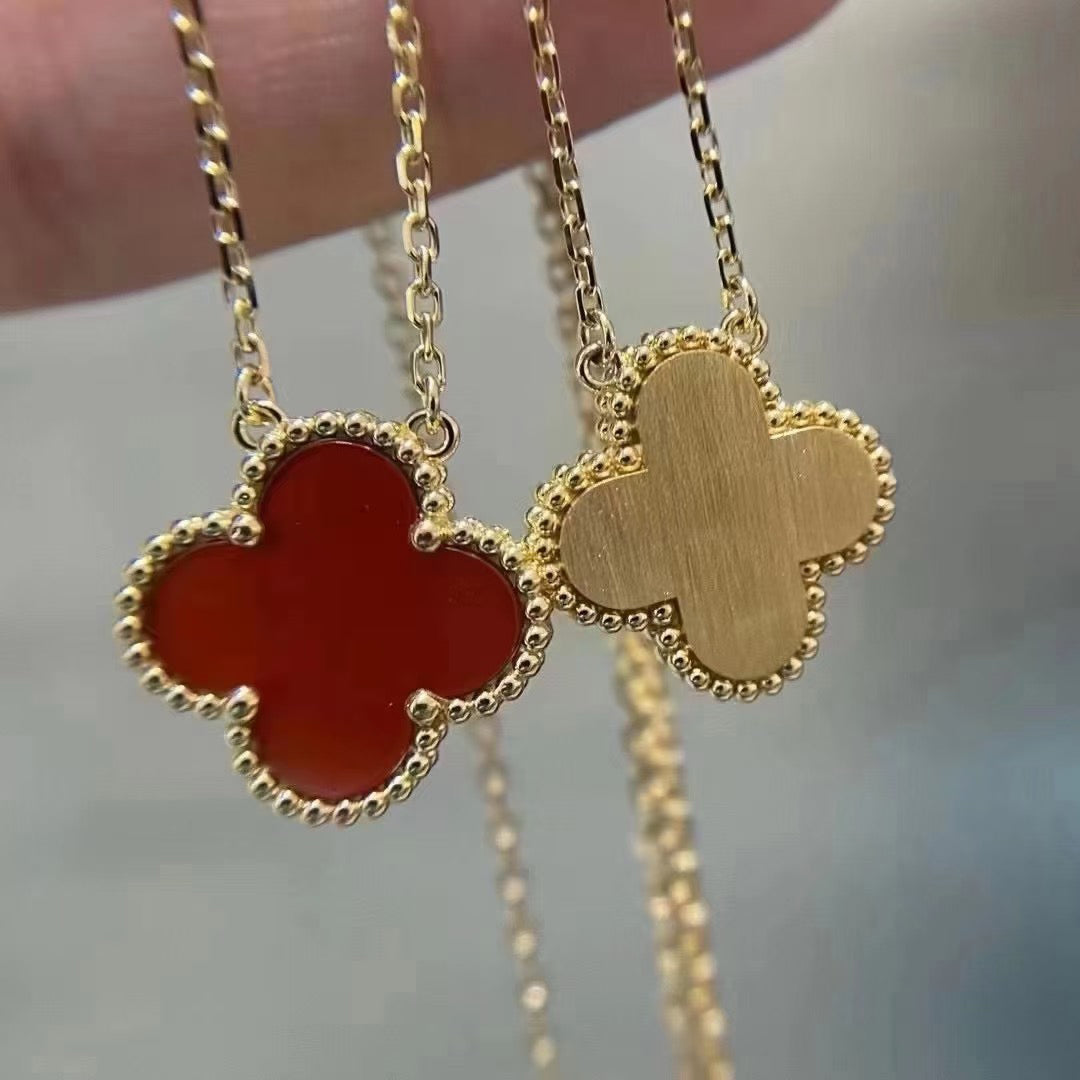 [Lumina]CLOVER 15MM CARNELIAN SINGLE FLOWER NECKLACE