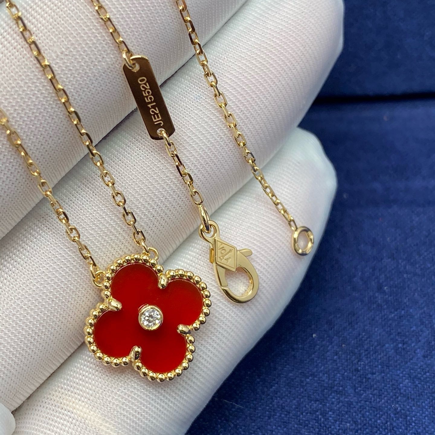 [Lumina]CLOVER 15MM DIAMOND CARNELIAN NECKLACE