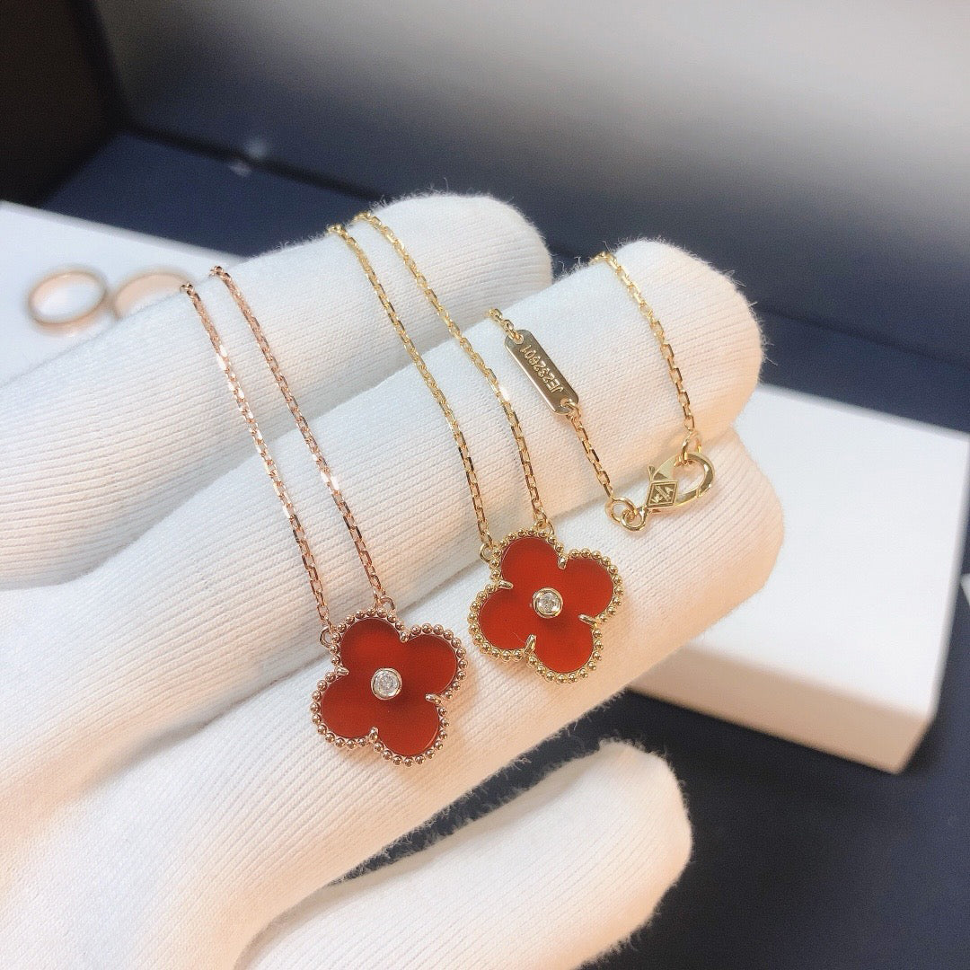[Lumina]CLOVER 15MM DIAMOND CARNELIAN NECKLACE