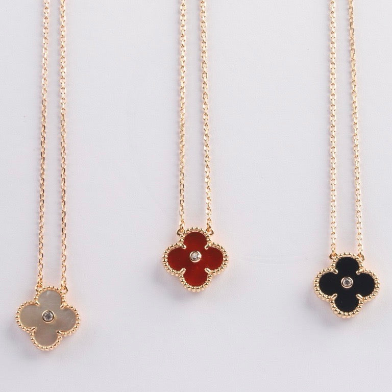 [Lumina]CLOVER 15MM DIAMOND CARNELIAN NECKLACE
