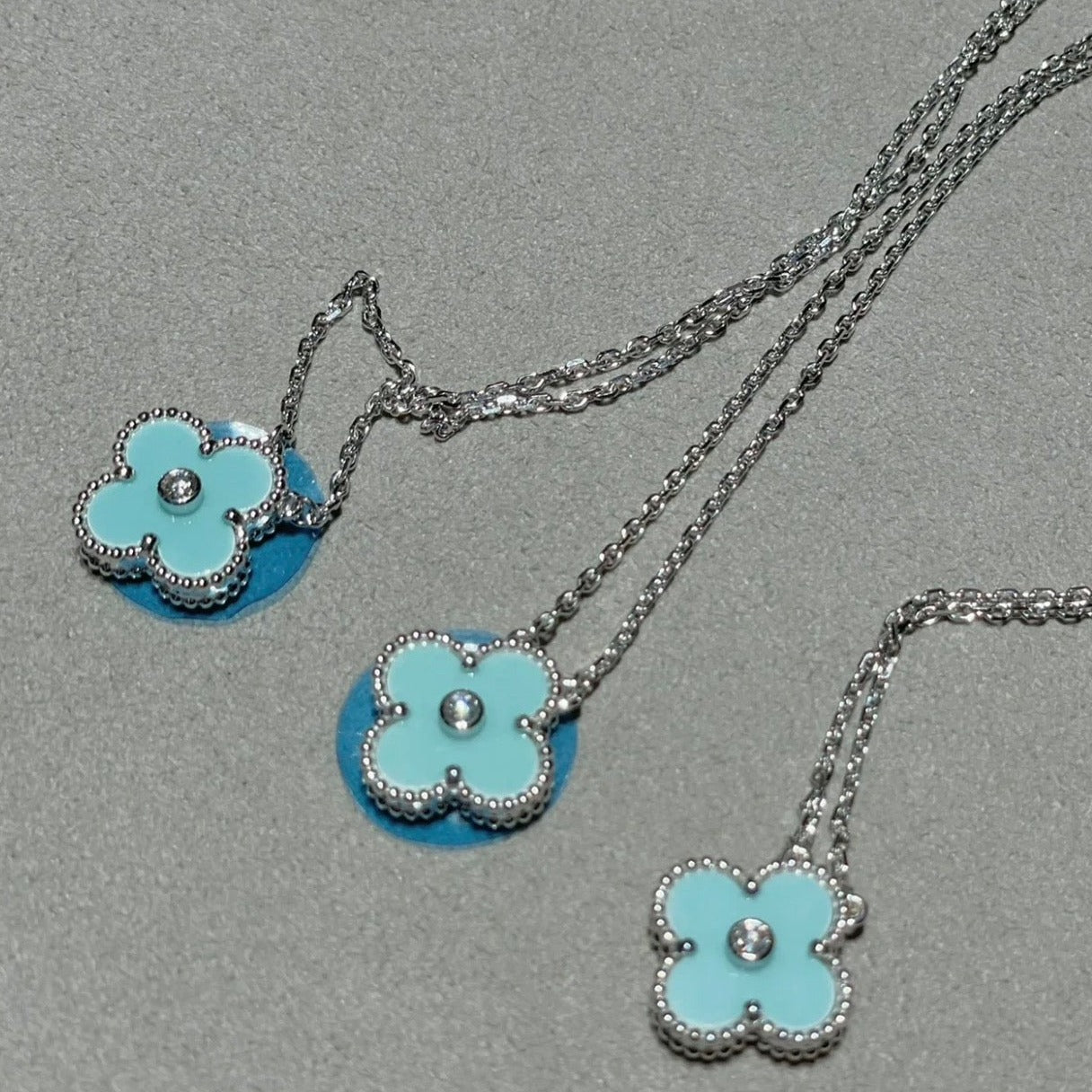 [Lumina]CLOVER 1 DIAMOND LIGHT BLUE SILVER NECKLACE