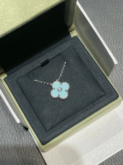 [Lumina]CLOVER 1 DIAMOND LIGHT BLUE SILVER NECKLACE