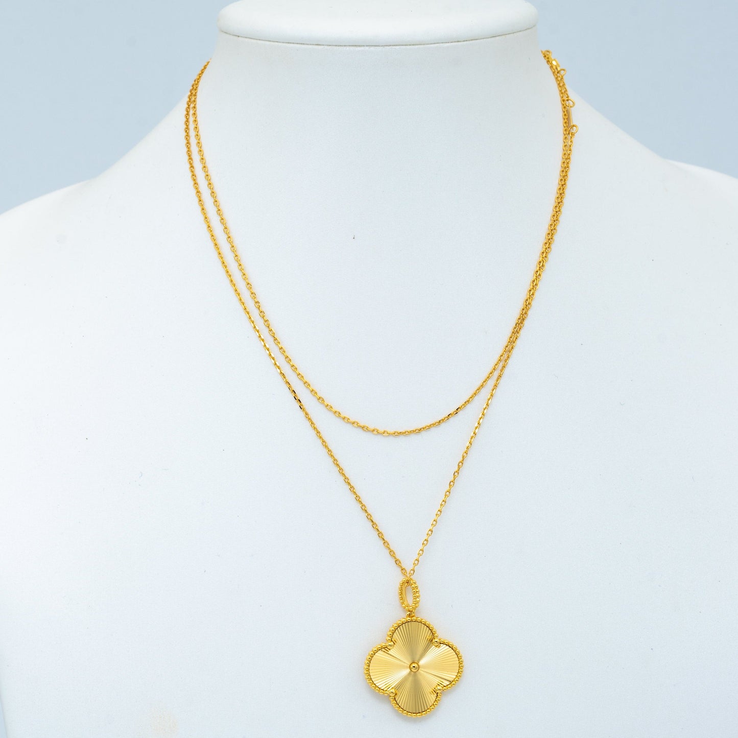 [Lumina]CLOVER 25MM PEDANT NECKLACE GOLD