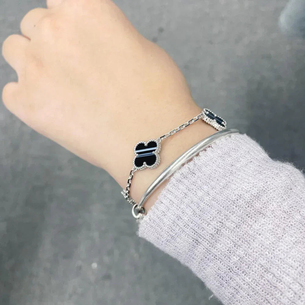 [Lumina] CLOVER 5 MOTIF PULSAR STONE BRACELET COLLECTION