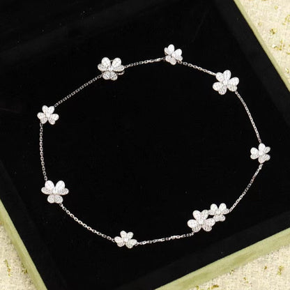 [Lumina]FRIVOLE SILVER 9 FLOWERS NECKLACE