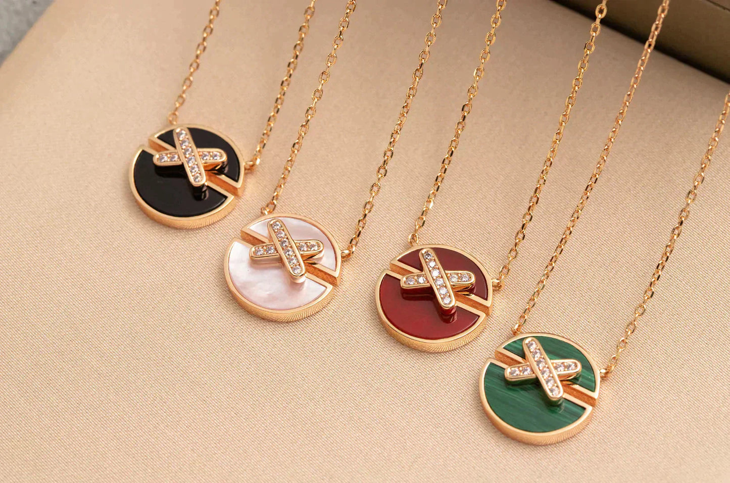 [Lumina]JEUX DE Lumina GOLD DIAMOND NECKLACE