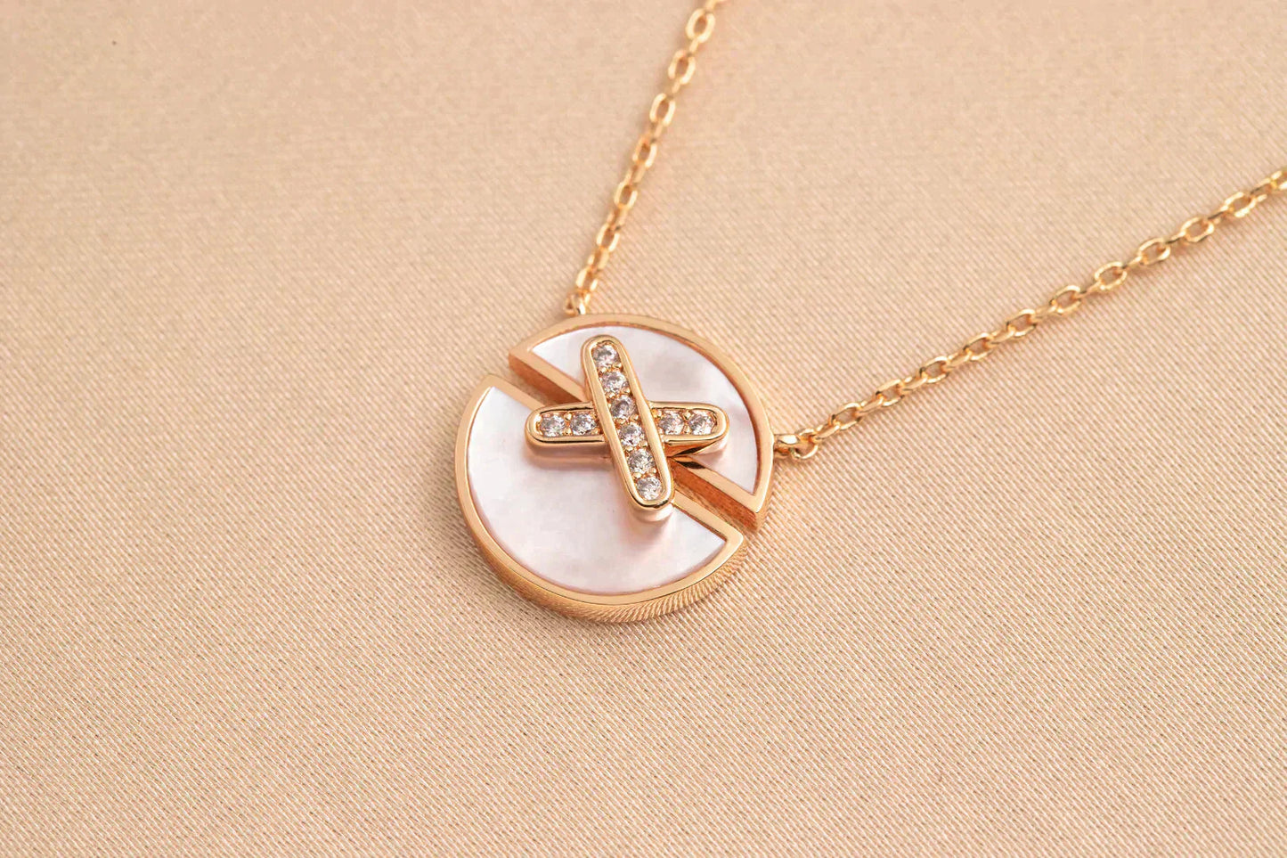 [Lumina]JEUX DE Lumina GOLD DIAMOND NECKLACE