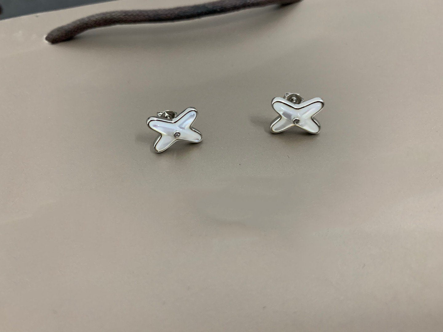 [Lumina]JEUX DE WHITE MOP SILVER DIAMOND EARRINGS