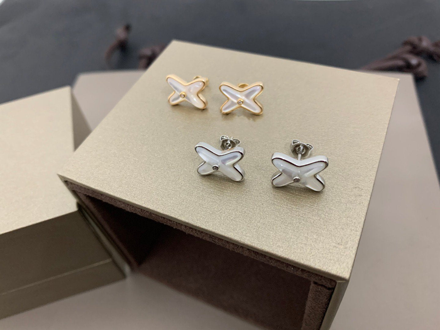 [Lumina]JEUX DE WHITE MOP SILVER DIAMOND EARRINGS