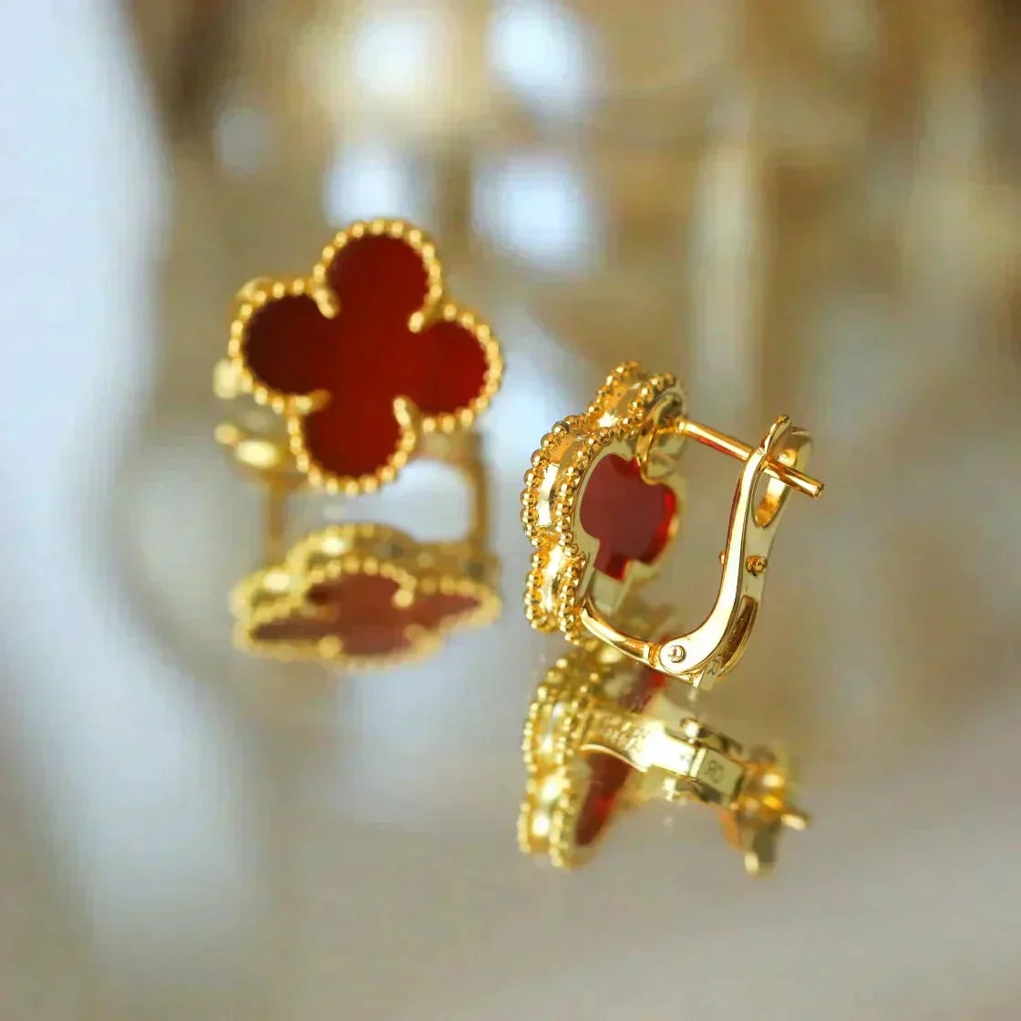 [Lumina]CLOVER MEDIUM 1 MOTIFS CARNELIAN  EARRINGS