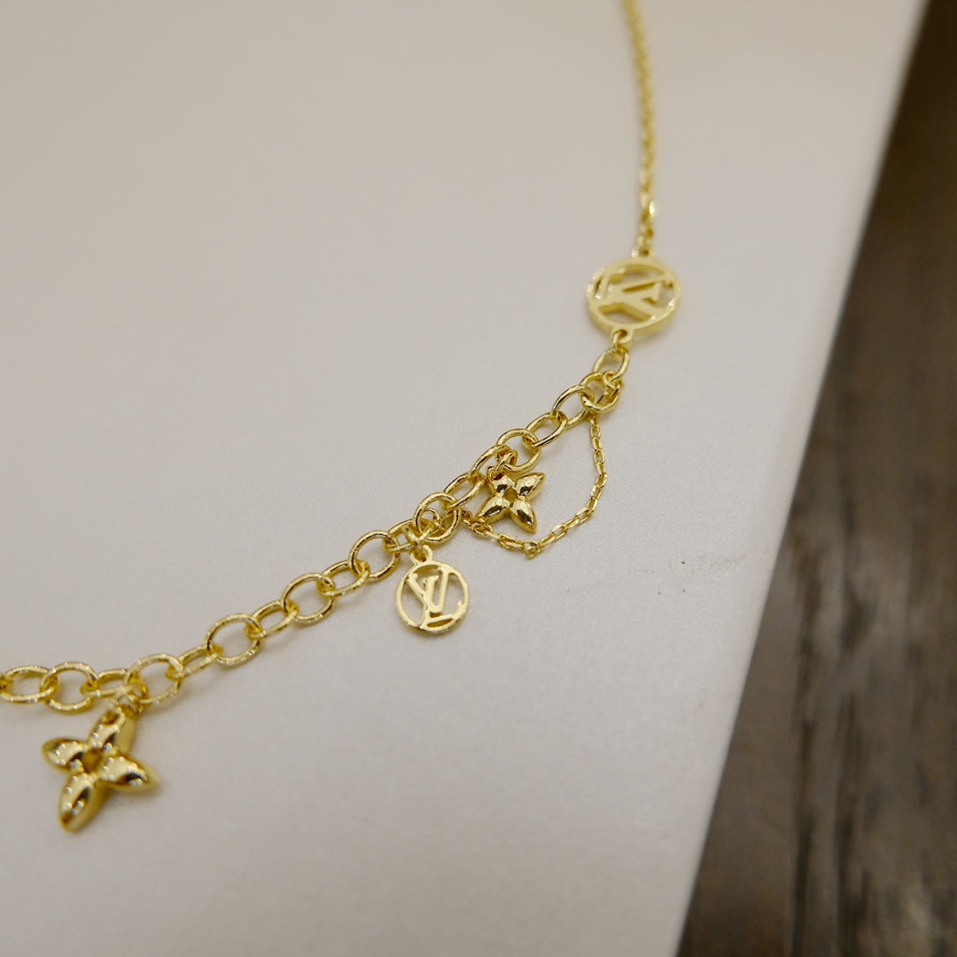 [Lumina]BLOOMING SUPPLE NECKLACE BRASS