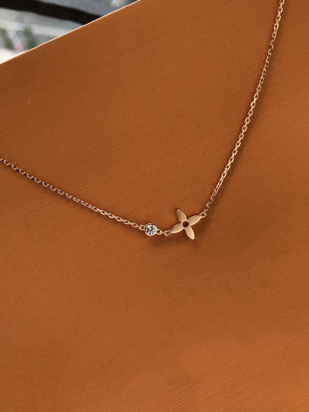 [Lumina]BLOSSOM PENDANT PINK GOLD AND DIAMOND
