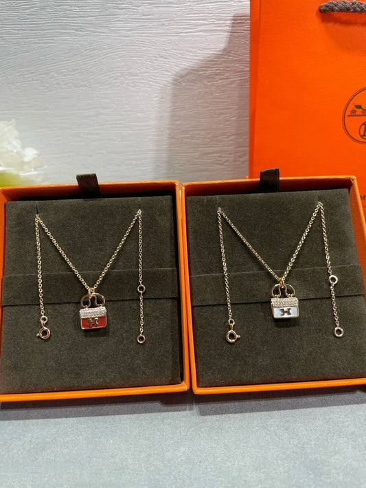 [Lumina]H CIRCE MOISSANITE PENDANT NECKLACE GOLD