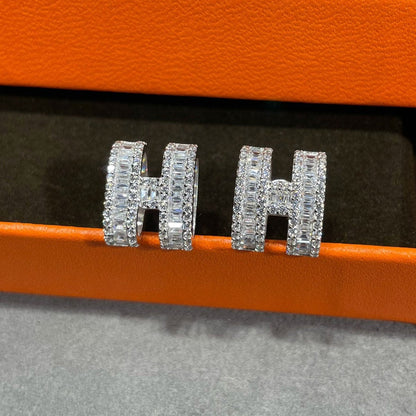 [Lumina]H STUD EARRINGS WITH SILVER DIAMONDS