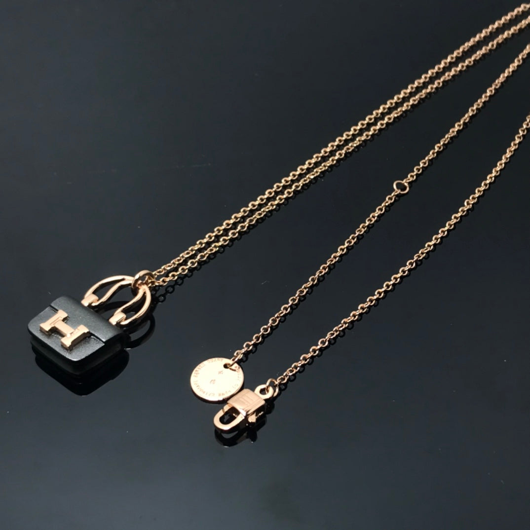 [Lumina]WOMEN'S HM AMULETTES CONSTANCE PENDANT NECKLACE