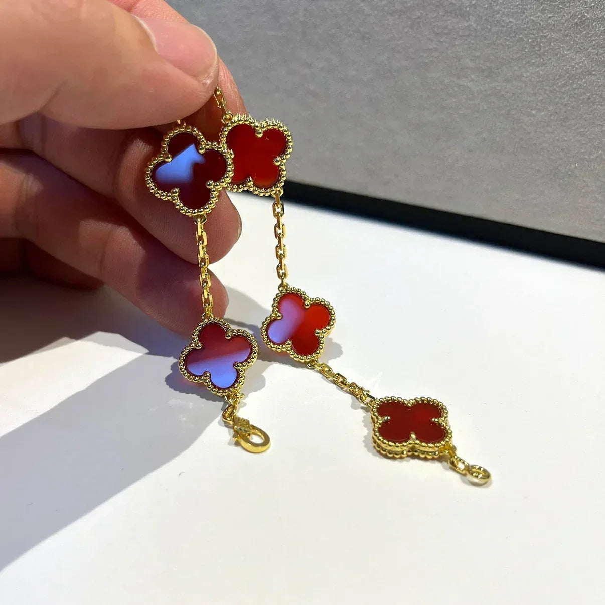 [Lumina] CLOVER 5 MOTIF RED CORNELIAN BRACELET COLLECTION