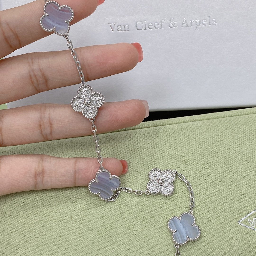 [Lumina] CLOVER 5 MOTIF PURPLE CHALCEDONY BRACELET COLLECTION