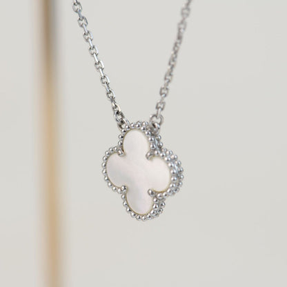[Lumina]CLOVER  15MM WHITE MOTHER-OF-PEARL SILVER