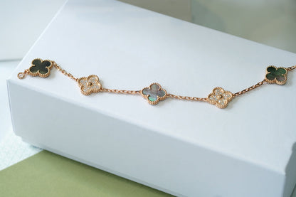 [Lumina] CLOVER 5 MOTIF GRAY MOP BRACELET COLLECTION