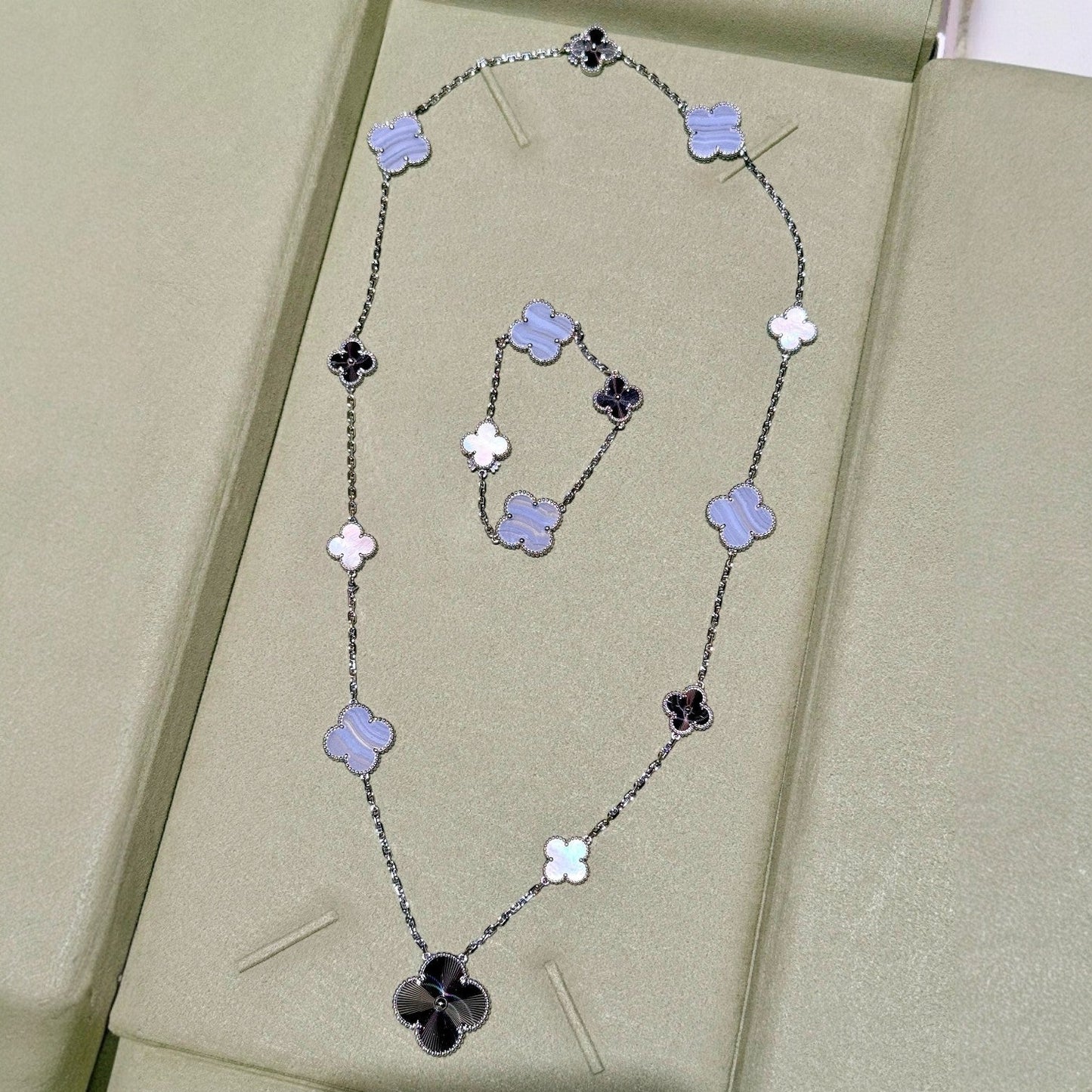 [Lumina]DETACHABLE CLOVER 15(11+4) FLOWER SILVER NECKLACE SET