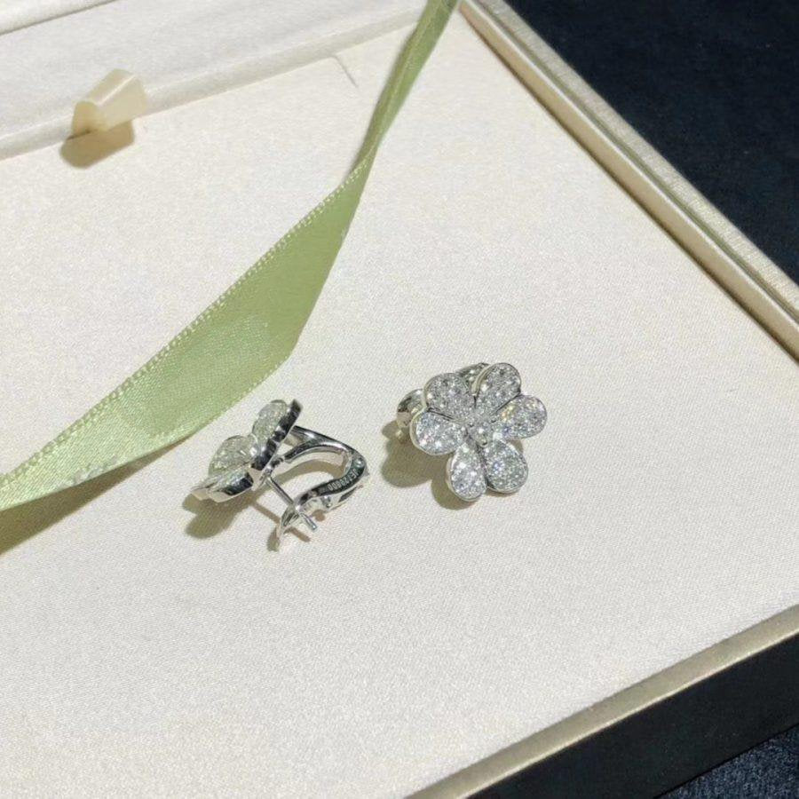 [Lumina]FRIVOLE SILVER FLOWER DIAMOND EARRINGS